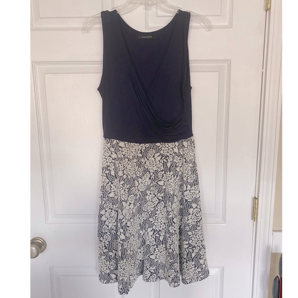 Navy & White V-Neck Ruched Dress- Size L